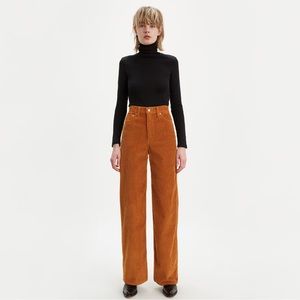Levi’s Ribcage Corduroy Pants
